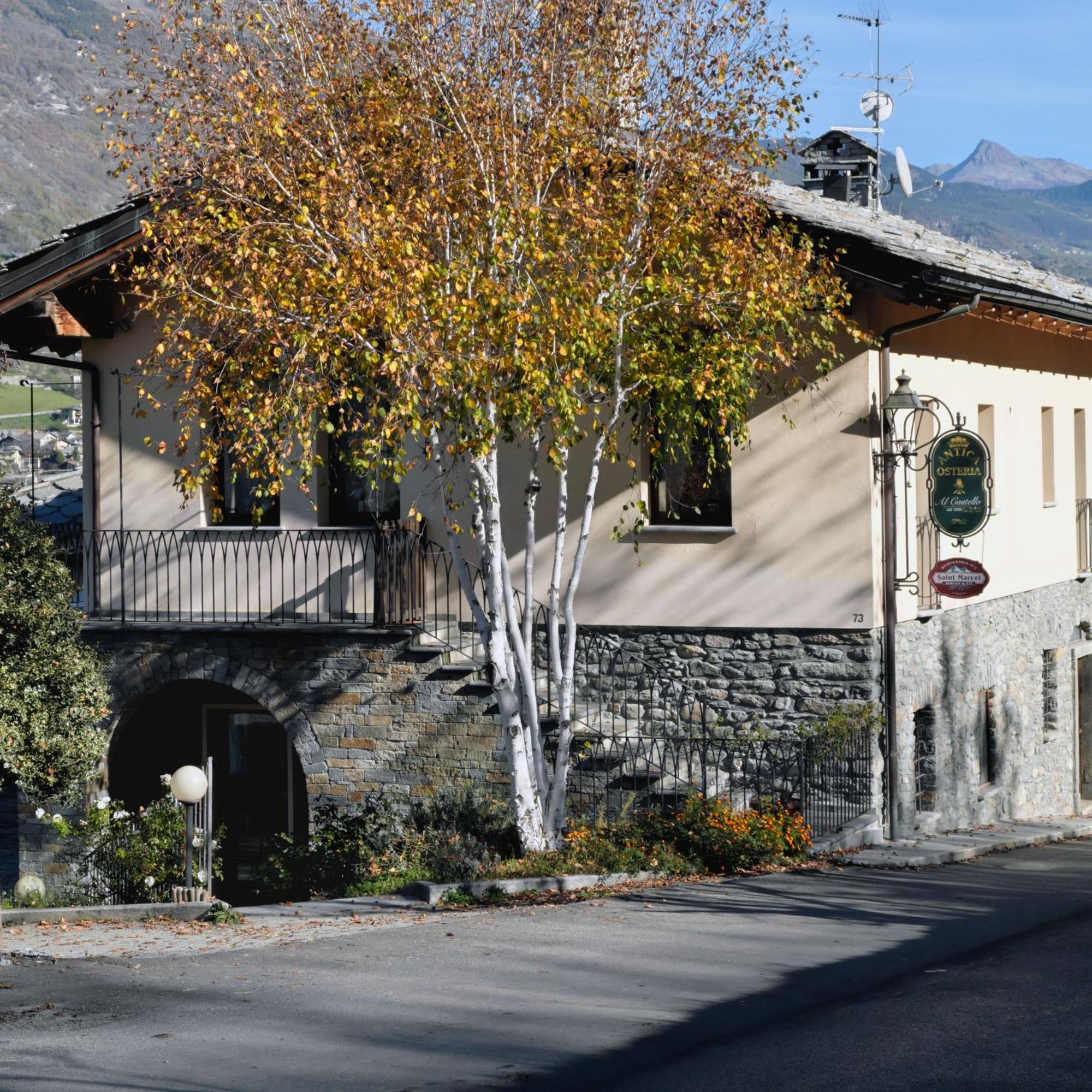 La Colombaia Apartment Saint Marcel Luaran gambar